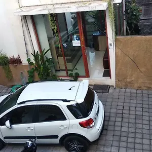 Гостевой дом D'pande Kuta, Кута
