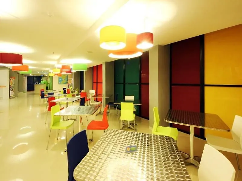 Pop! Hotel Kuta Beach 2*, Кута Индонезия