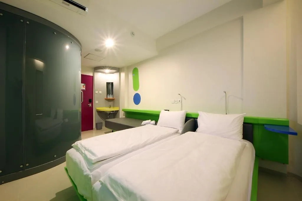 Pop! Hotel Kuta Beach  Кута