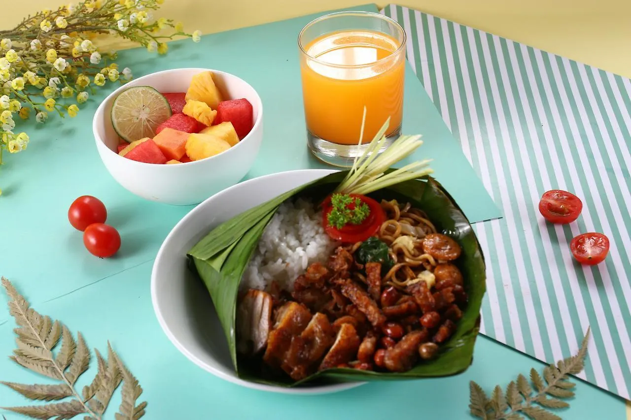 Pop! Hotel Kuta Beach 2*, Кута Индонезия