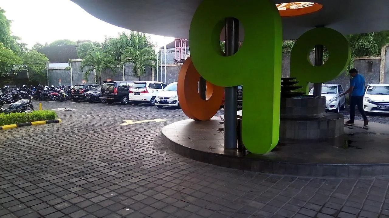 Pop! Hotel Kuta Beach 2*, Кута Индонезия