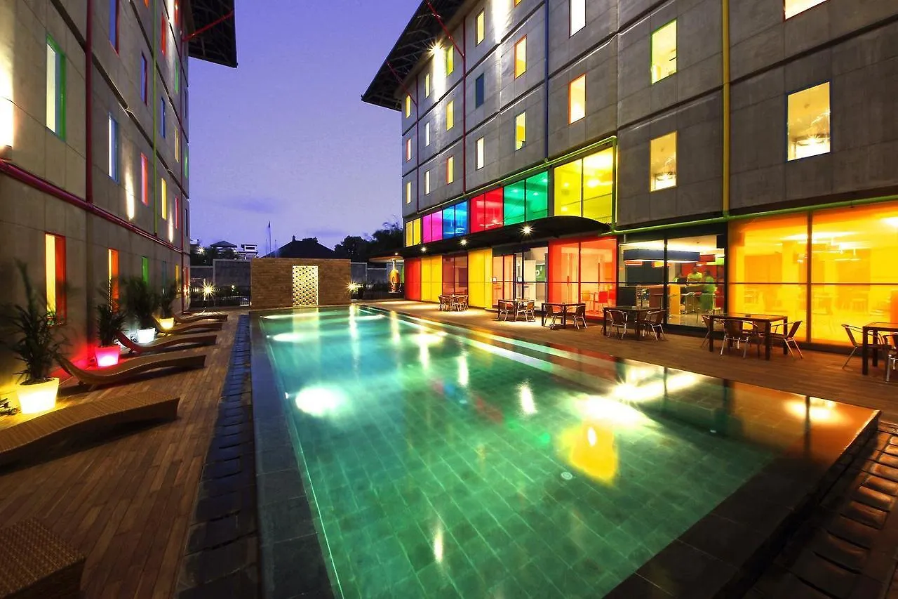 Pop! Hotel Kuta Beach 2*, Кута Индонезия