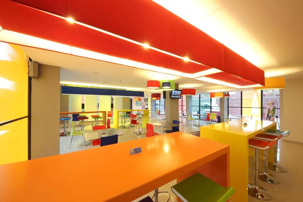 Pop! Hotel Kuta Beach 2*, Кута Индонезия